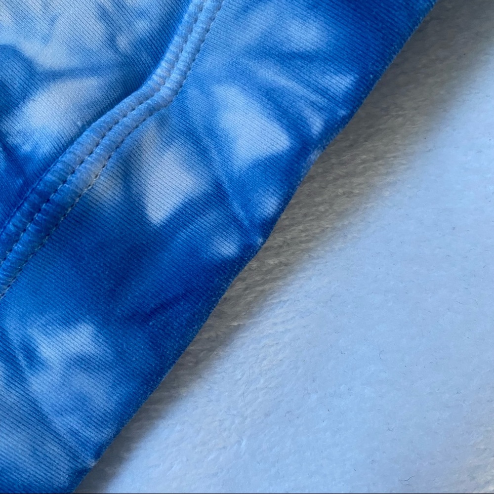Lululemon Energy Sports Bra Medium Support Shibori Tye Dye Blue B & C Cup - Picture 7 of 12